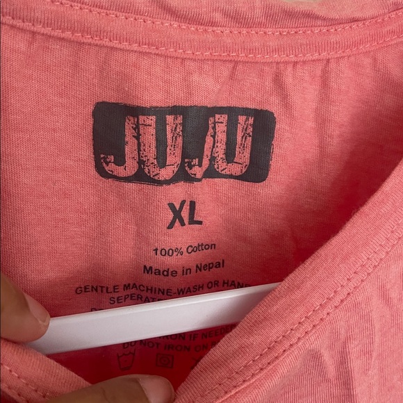 JuJu Men's graphic Everest camp tshirt - Picture 3 of 3